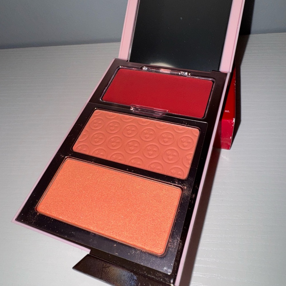 One/Size Cheek Clapper 3D Blush Trio - Picture 9 of 9